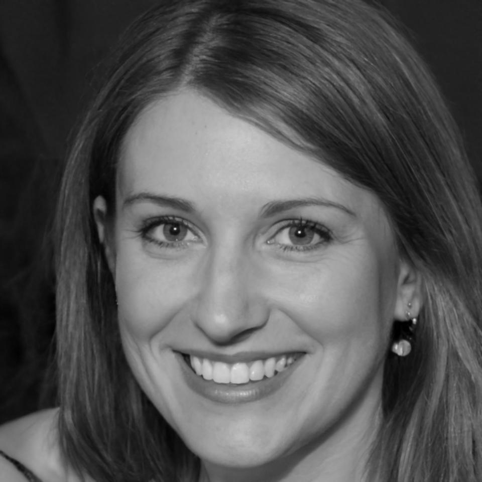 Portrait de Sophie Dubois, analyste financière senior